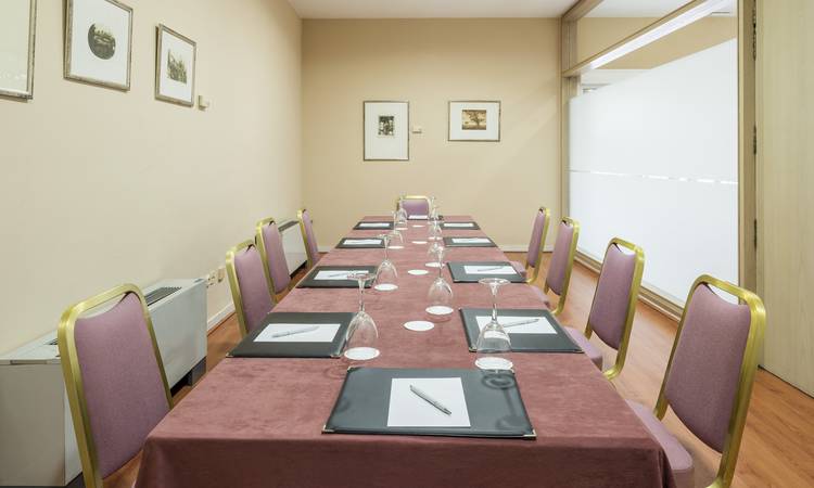 BUSINESS CENTER Hotel ILUNION Alcora Sevilla Séville BUSINESS CENTER Hotel ILUNION Alcora Sevilla Séville